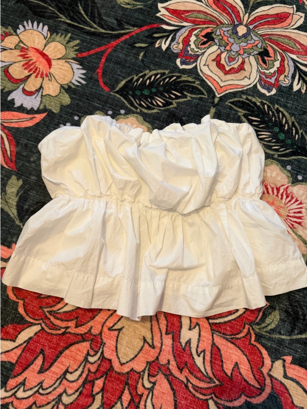 3/$25 ๐ค Anthropologie White Strapless Peplum Smocked Top XL - Picture 5 of 8
